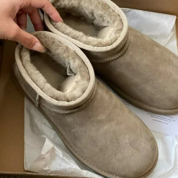 UGG Classic Ultra Mini Boots - Picture 3 of 6